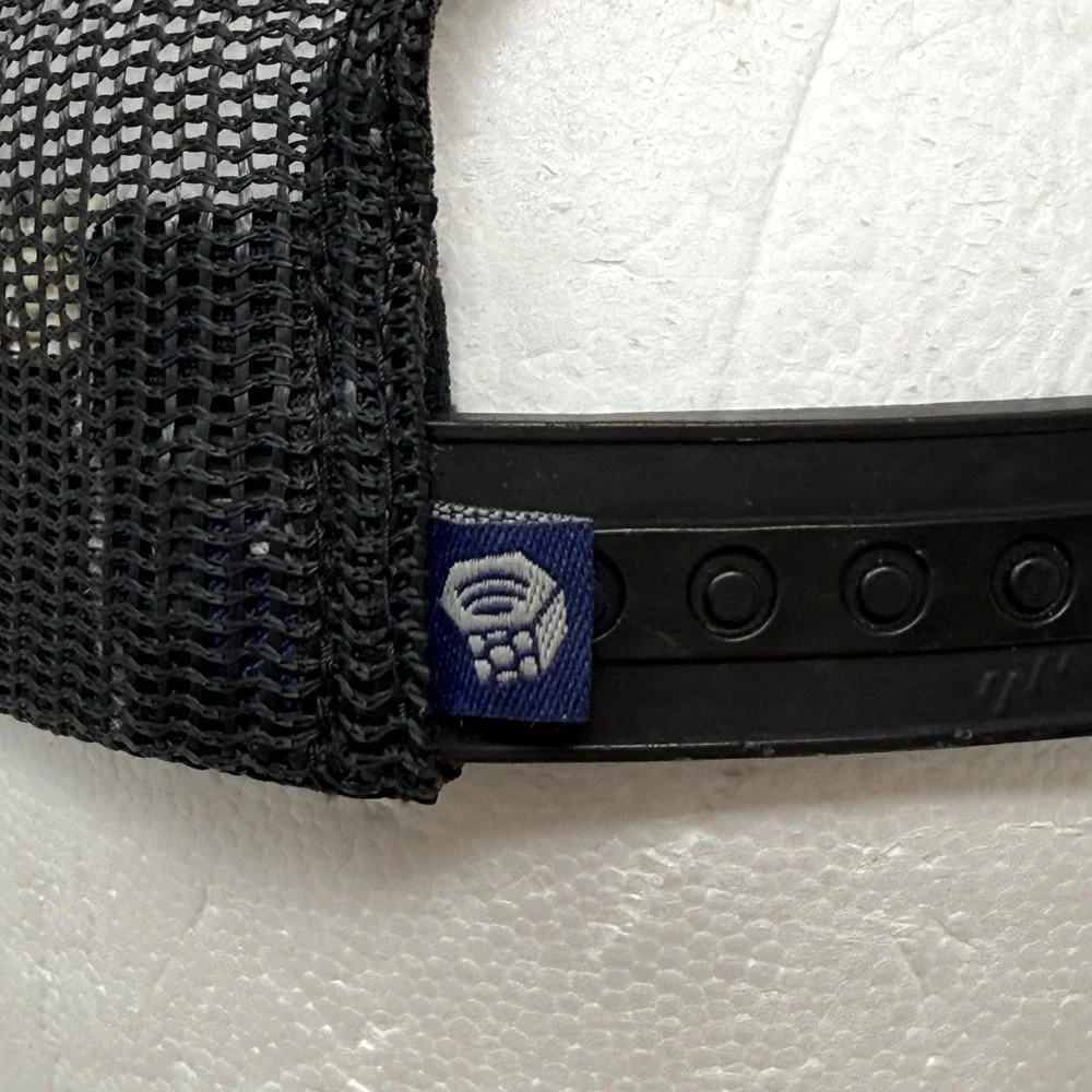 Mountain Hardwear Blue Yupoong Brand Trucker‎ Hat Cap Adjustable Mesh Snapback